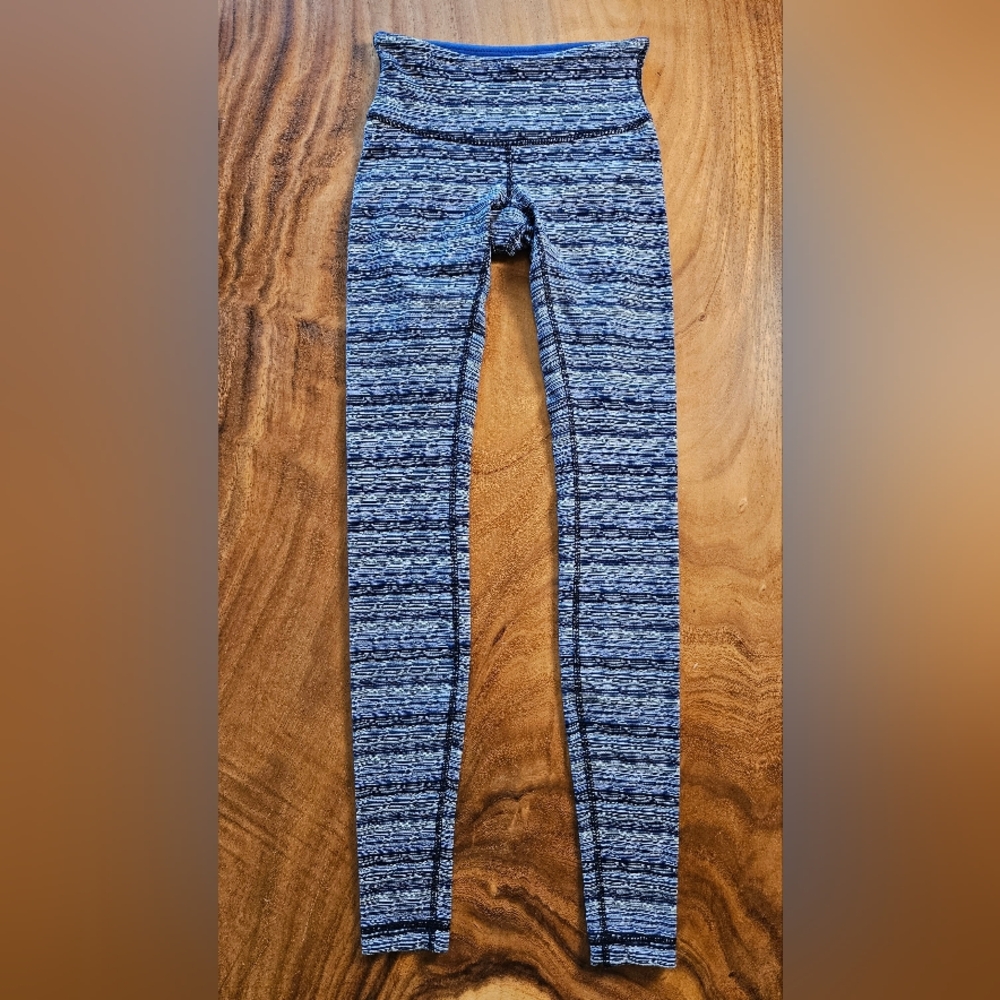 Lululemon Wunder Under Blue Cyber Striped Leggings Size 2